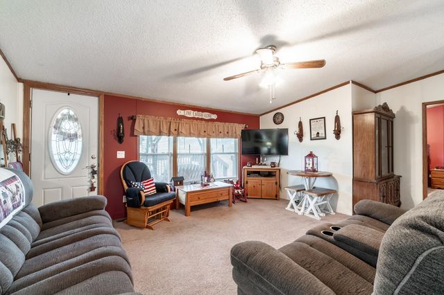 572 N 450 W, Angola, IN 46703