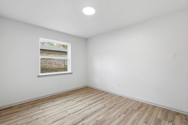 1429 Foothill Drive, Hurst, TX 76053