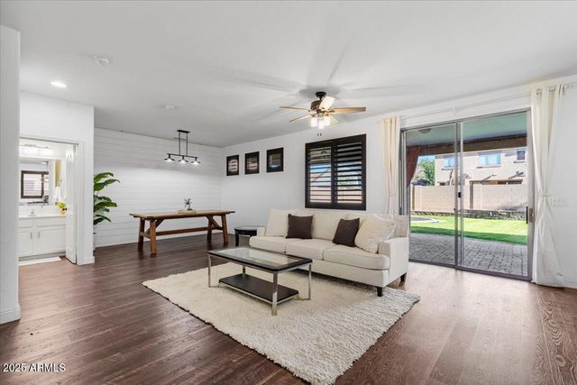 4089 E WAGON Circle, Gilbert, AZ 85297