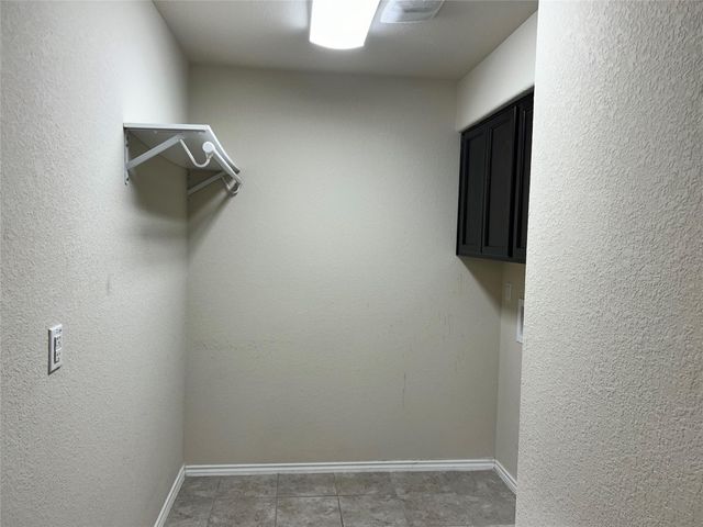 211 Animas DR, Georgetown, TX 78626