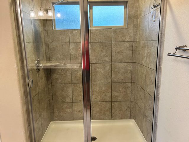 211 Animas DR, Georgetown, TX 78626