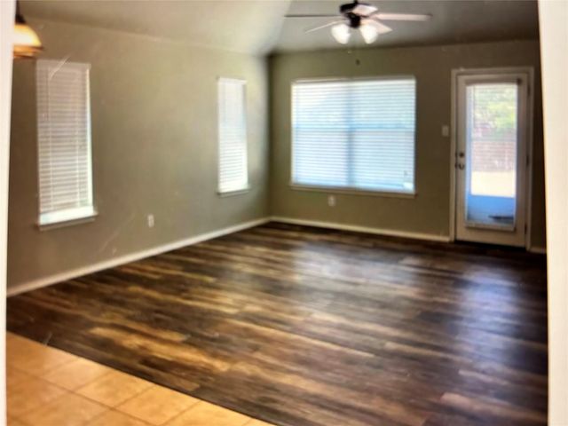 211 Animas DR, Georgetown, TX 78626