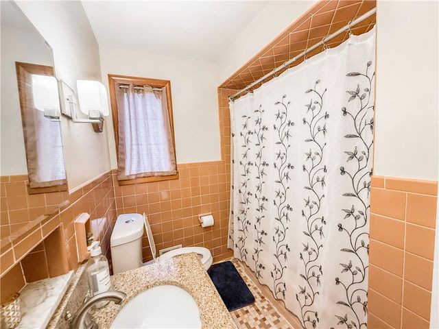 3921 Edge Rd, Brentwood, PA 15227