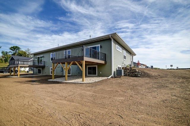 2965 Blue Grass Drive, Stoughton, WI 53589