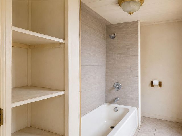 1513 J H Clouser Street, Galveston, TX 77550