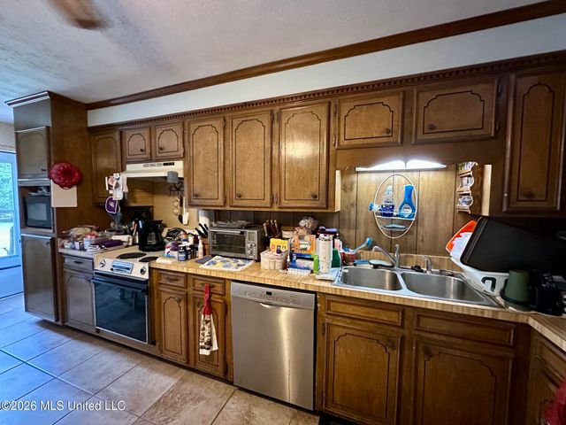 1501 Rosemont Drive, Clinton, MS 39056