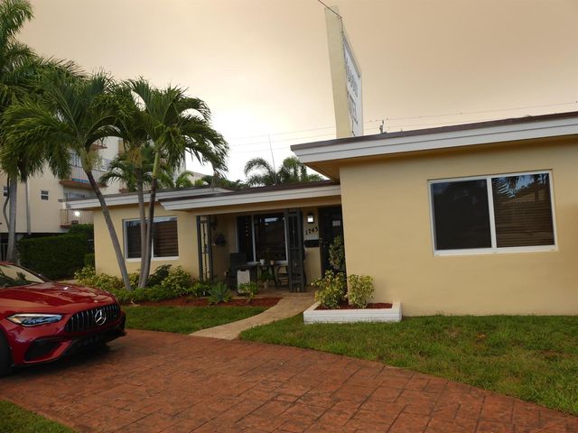 1743 RODMAN Street, Hollywood, FL 33020