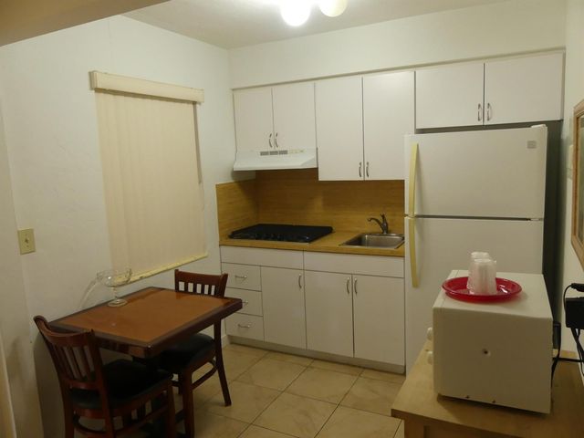 1743 RODMAN Street, Hollywood, FL 33020