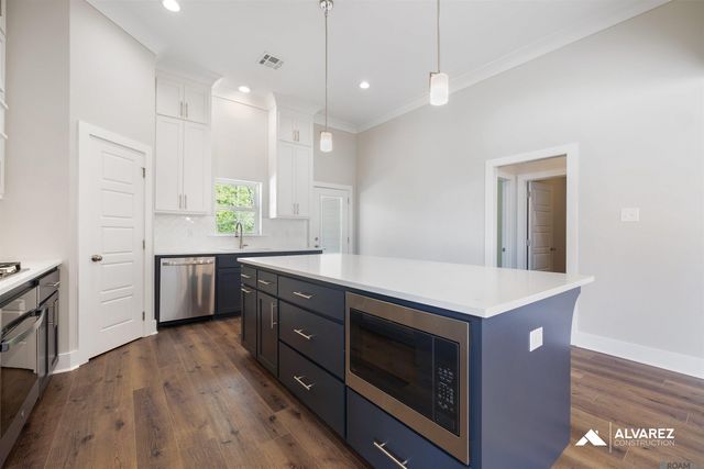 13165 Magnolia Square Dr, Central, LA 70818