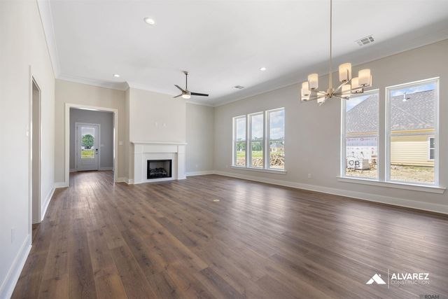 13165 Magnolia Square Dr, Central, LA 70818