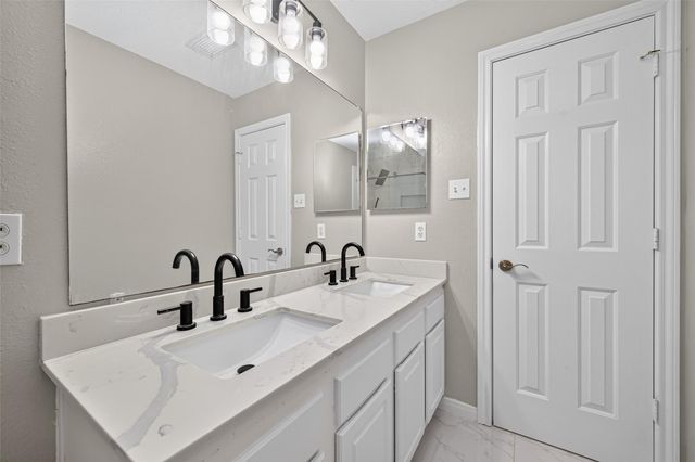 16407 Leedswell Lane, Houston, TX 77084
