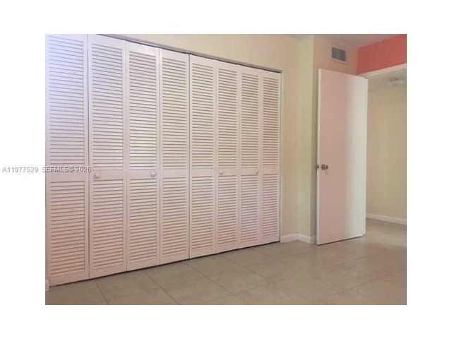 7423 SW 152nd Ave 10-201, Miami, FL 33193