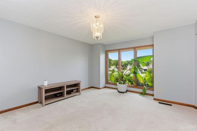 6064 Indian Trail, West Chester, OH 45069