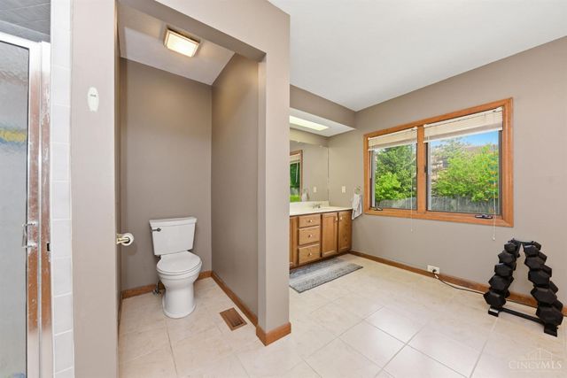 6064 Indian Trail, West Chester, OH 45069