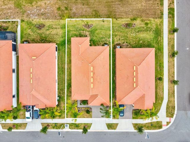 17127 HOLLY WELL AVENUE, Wimauma, FL 33598