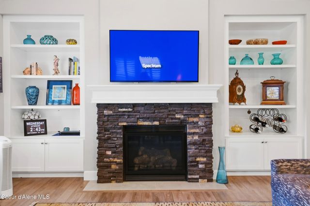 7049 Baudelaire DR, Coeur D'alene, ID 83815