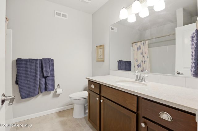 7049 Baudelaire DR, Coeur D'alene, ID 83815
