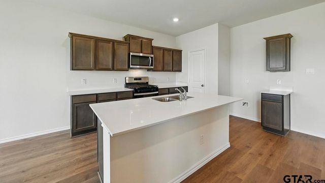 1932 Freeman Street, Tyler, TX 75704