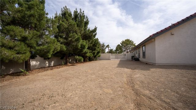 3930 West Ford Avenue, Las Vegas, NV 89139