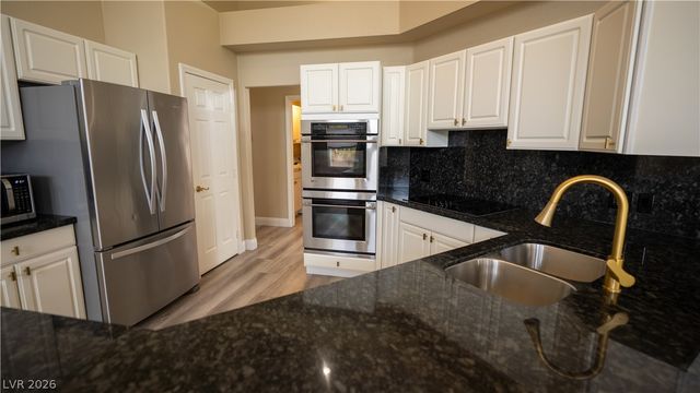 3930 West Ford Avenue, Las Vegas, NV 89139