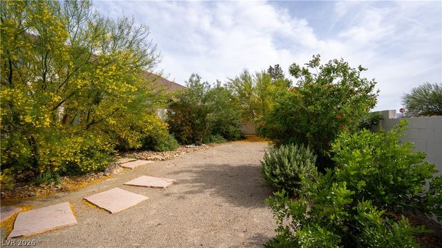 3930 West Ford Avenue, Las Vegas, NV 89139