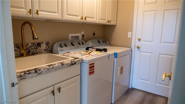 3930 West Ford Avenue, Las Vegas, NV 89139