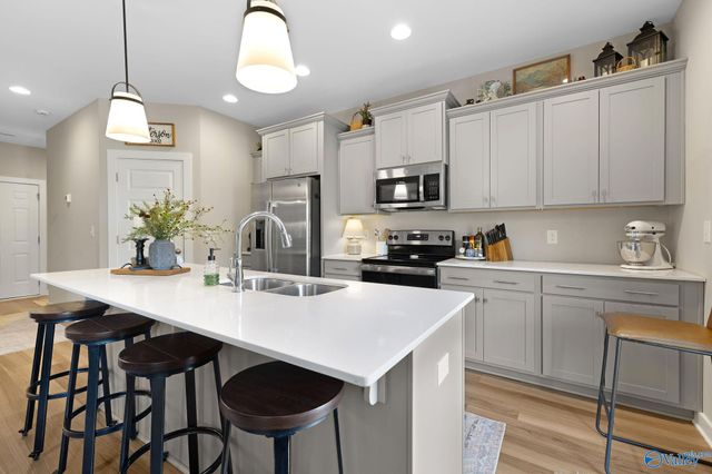 44 Oak Ridge Place, Cherokee Ridge, AL 35175