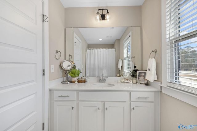 44 Oak Ridge Place, Cherokee Ridge, AL 35175