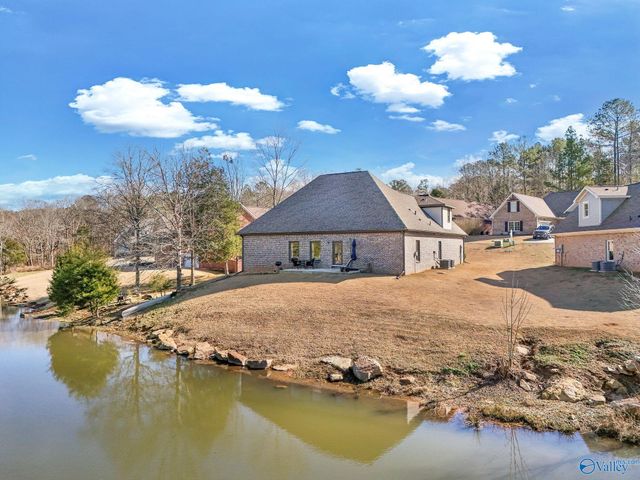 44 Oak Ridge Place, Cherokee Ridge, AL 35175