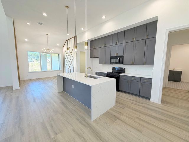 304 Road 6614, Dayton, TX 77535