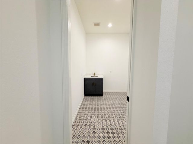 304 Road 6614, Dayton, TX 77535