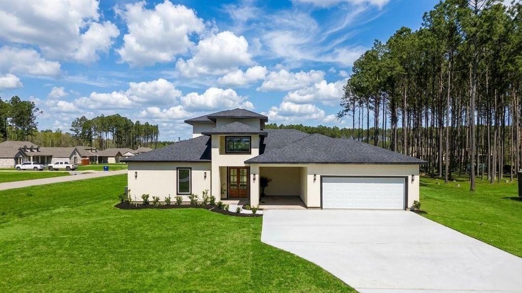 304 Road 6614, Dayton, TX 77535