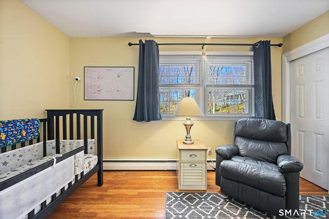 33 Pinnacle Rock Road, Stamford, CT 06903