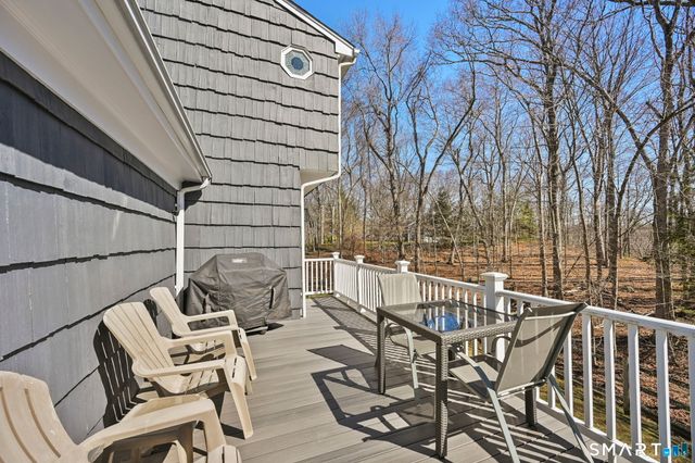 33 Pinnacle Rock Road, Stamford, CT 06903