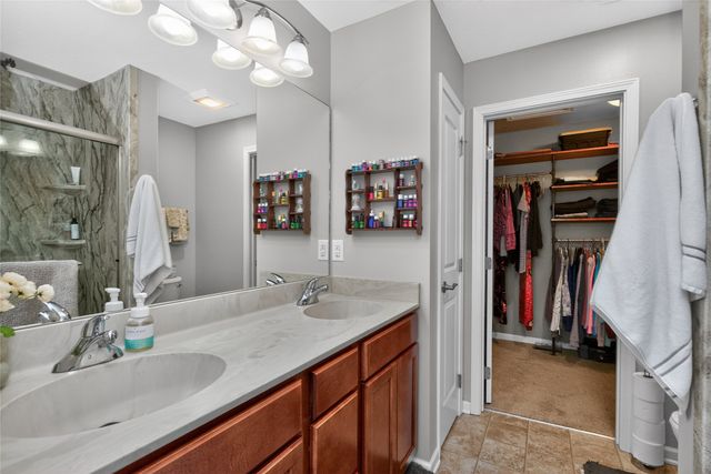 4629 E Valdez Drive, Des Moines, IA 50317