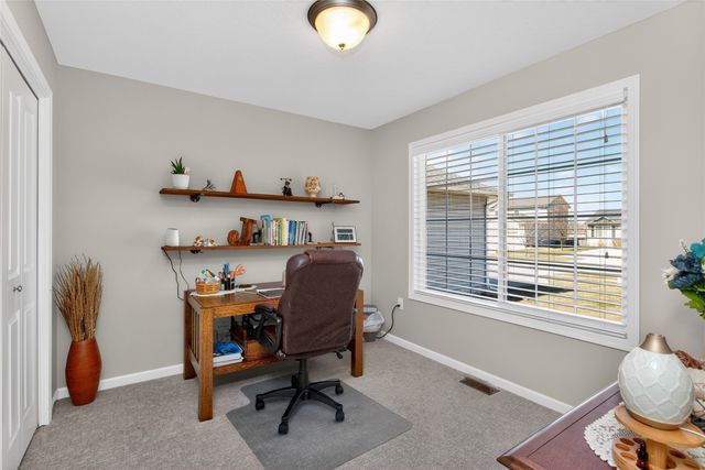 4629 E Valdez Drive, Des Moines, IA 50317