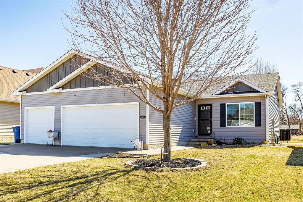 4629 E Valdez Drive, Des Moines, IA 50317