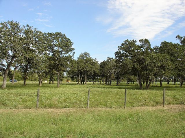53681 Us 290 Highway, Hempstead, TX 77445
