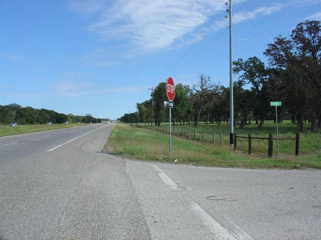 53681 Us 290 Highway, Hempstead, TX 77445