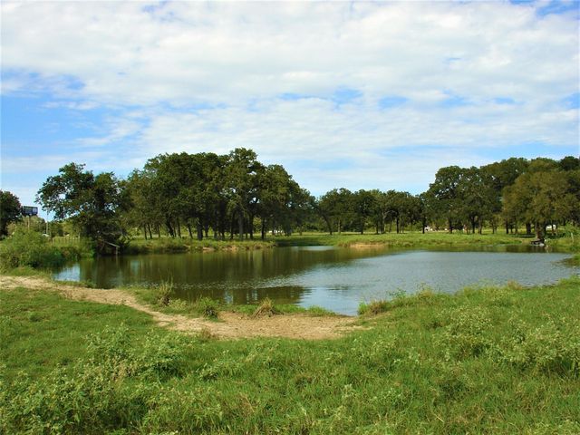 53681 Us 290 Highway, Hempstead, TX 77445