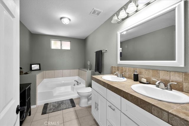 3633 Bluegrass, 29 Palms, CA 92277