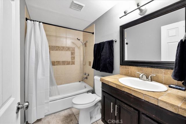 3633 Bluegrass, 29 Palms, CA 92277