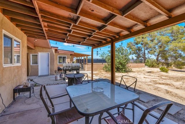 3633 Bluegrass, 29 Palms, CA 92277