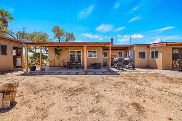 3633 Bluegrass, 29 Palms, CA 92277