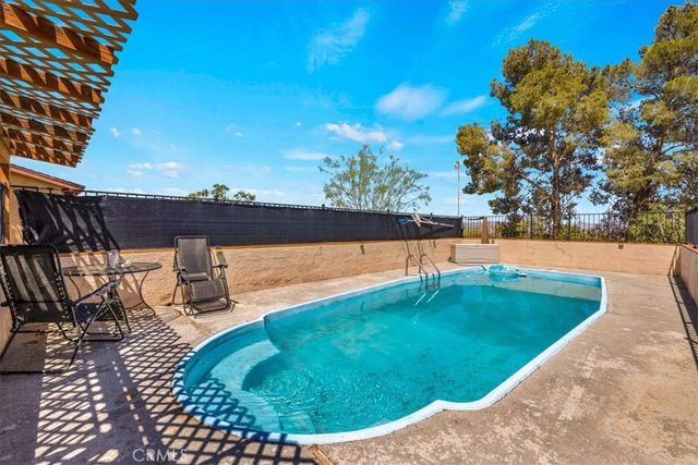 3633 Bluegrass, 29 Palms, CA 92277