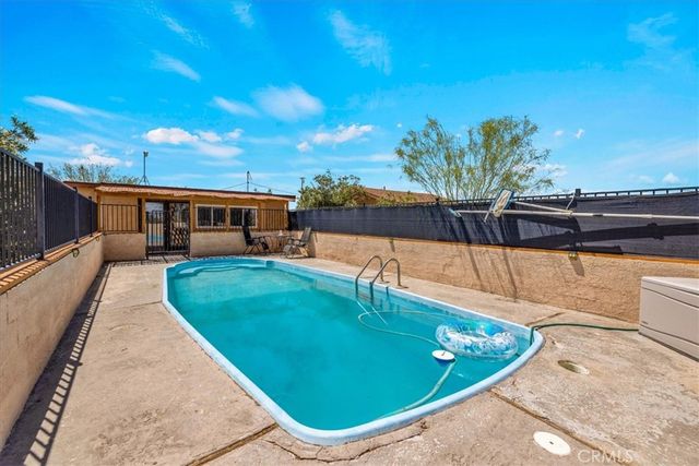 3633 Bluegrass, 29 Palms, CA 92277