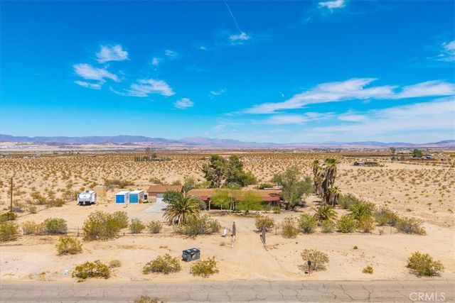 3633 Bluegrass, 29 Palms, CA 92277