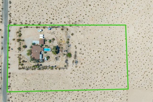 3633 Bluegrass, 29 Palms, CA 92277