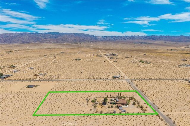 3633 Bluegrass, 29 Palms, CA 92277
