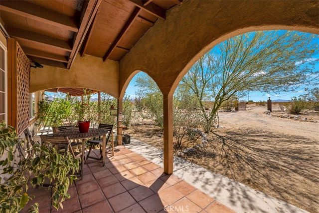3633 Bluegrass, 29 Palms, CA 92277
